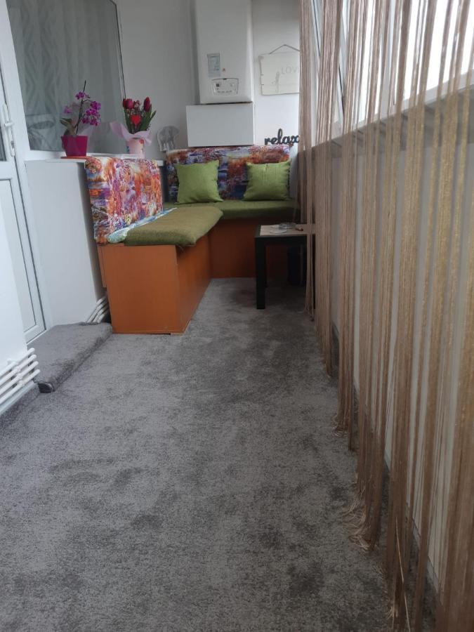 Hellen Apartament Тирговіште Екстер'єр фото